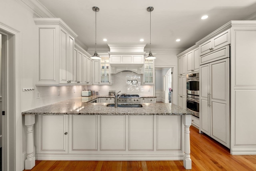 15 Parker Road Wellesley, MA 02482 - Photo 6 of 38