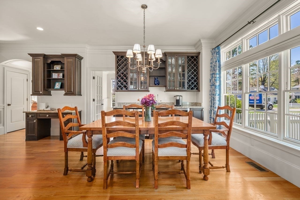 15 Parker Road Wellesley, MA 02482 - Photo 10 of 38