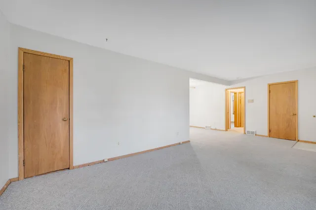 $320,000 | 2851 113th Avenue Northwest, Coon Rapids, MN 55433