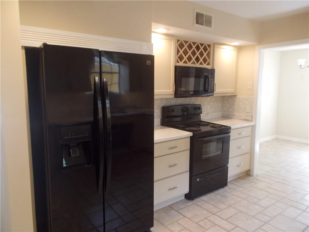 329 Devon Road Laplace, LA 70068 - Photo 11 of 23 Gallery Image 11