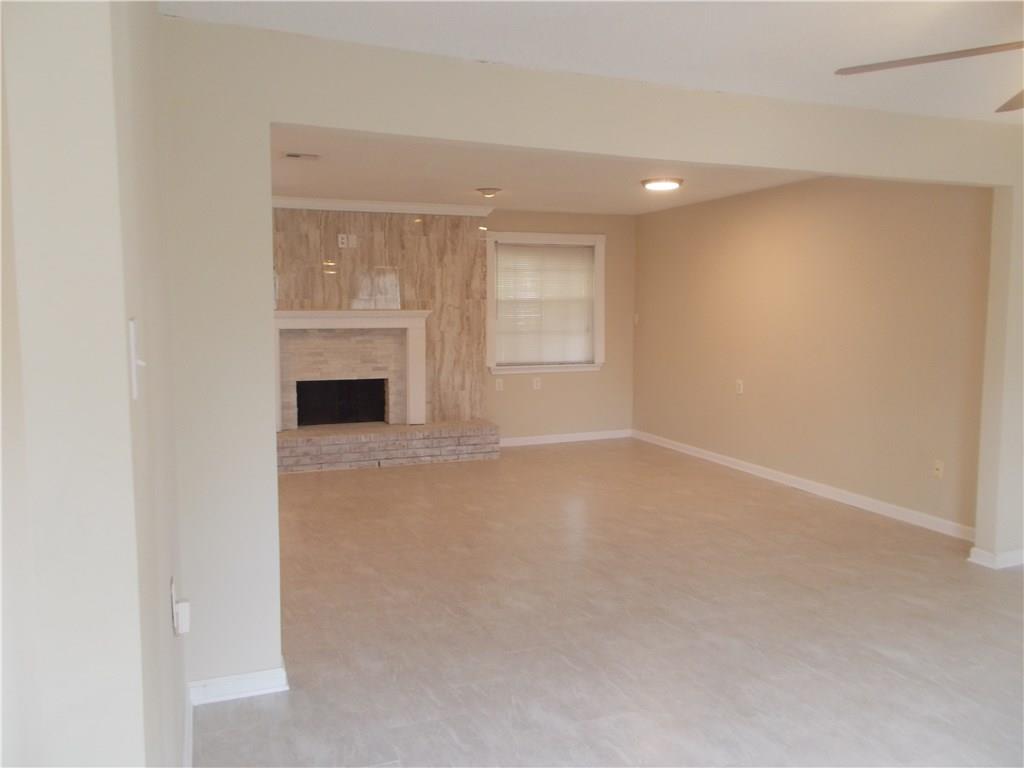 329 Devon Road Laplace, LA 70068 - Photo 7 of 23 Gallery Image 7