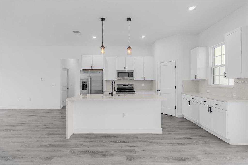 12963 Southwest 72nd Terrace Road Ocala, FL 34473 - Photo 24 of 39 Gallery Image 24