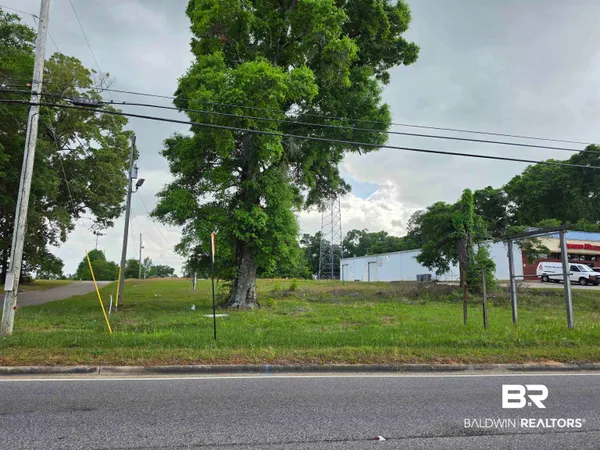 $125,000 | 6891 Moffett Road, Mobile, AL 36618