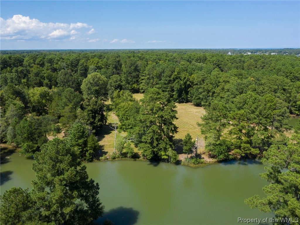 300 Ship Point Road Yorktown, VA 23692 - Photo 4 of 11 Gallery Image 4