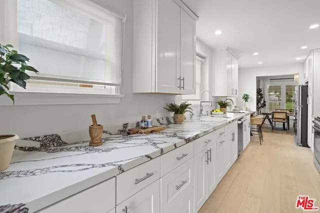 $2,995,000 | 9325 Oakmore Road, Los Angeles, CA 90035