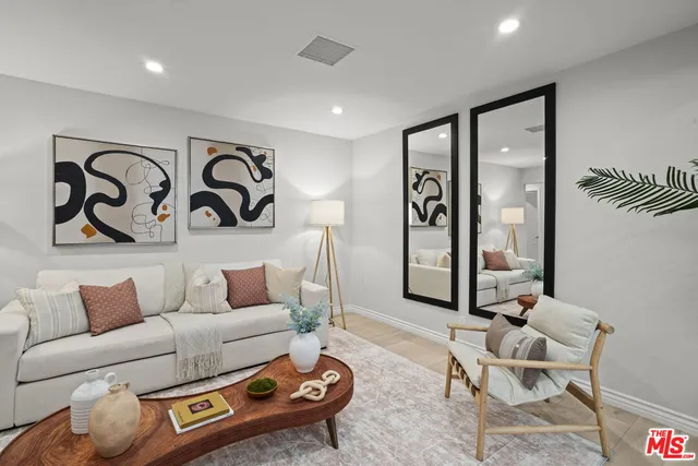 $2,995,000 | 9325 Oakmore Road, Los Angeles, CA 90035