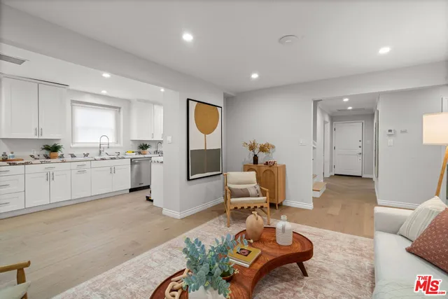 $2,995,000 | 9325 Oakmore Road, Los Angeles, CA 90035