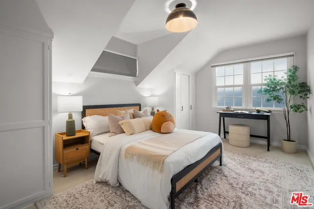 $2,995,000 | 9325 Oakmore Road, Los Angeles, CA 90035