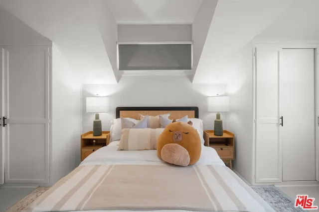 $2,995,000 | 9325 Oakmore Road, Los Angeles, CA 90035