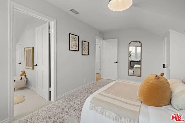 $2,995,000 | 9325 Oakmore Road, Los Angeles, CA 90035