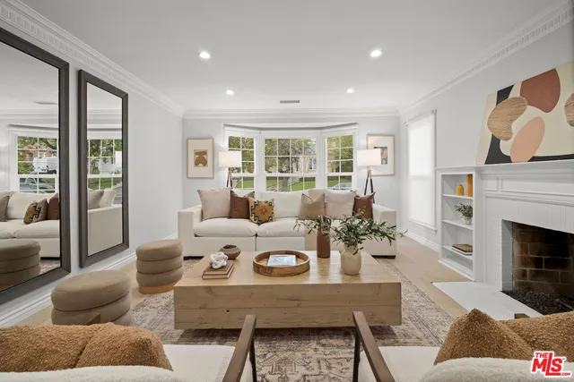 $2,995,000 | 9325 Oakmore Road, Los Angeles, CA 90035