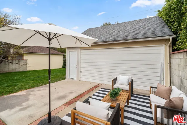 $2,995,000 | 9325 Oakmore Road, Los Angeles, CA 90035