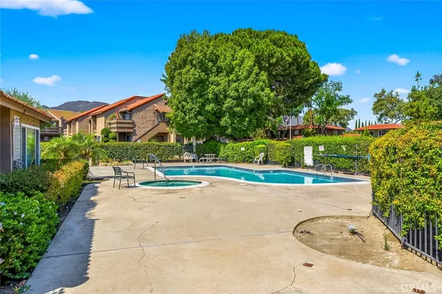 $324,999 | 1535 Border Avenue, Unit C, Corona, CA 92882