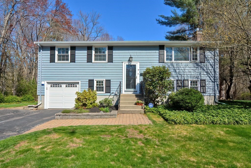 4 Woodmere Road Framingham, MA 01701 - Photo 1 of 32 Gallery Image 1