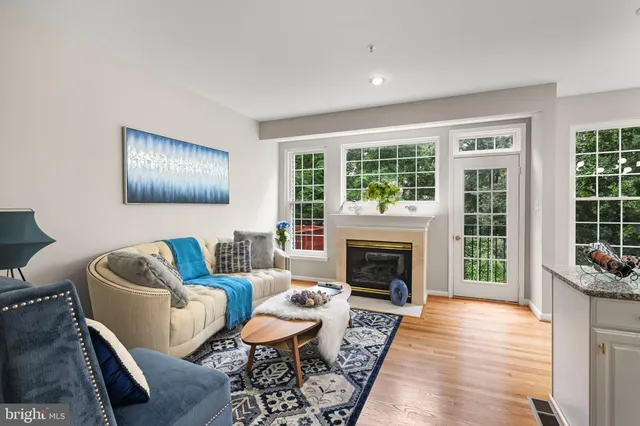 $799,900 | 13725 Lambertina Place, Rockville, MD 20850