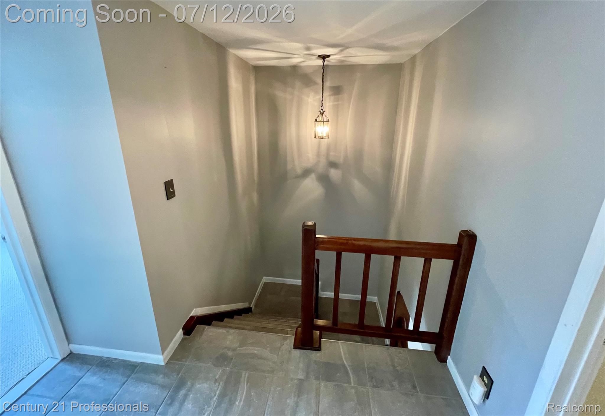 1816 Burning Bush Court Rochester, MI 48309 - Photo 19 of 38 28.jpg