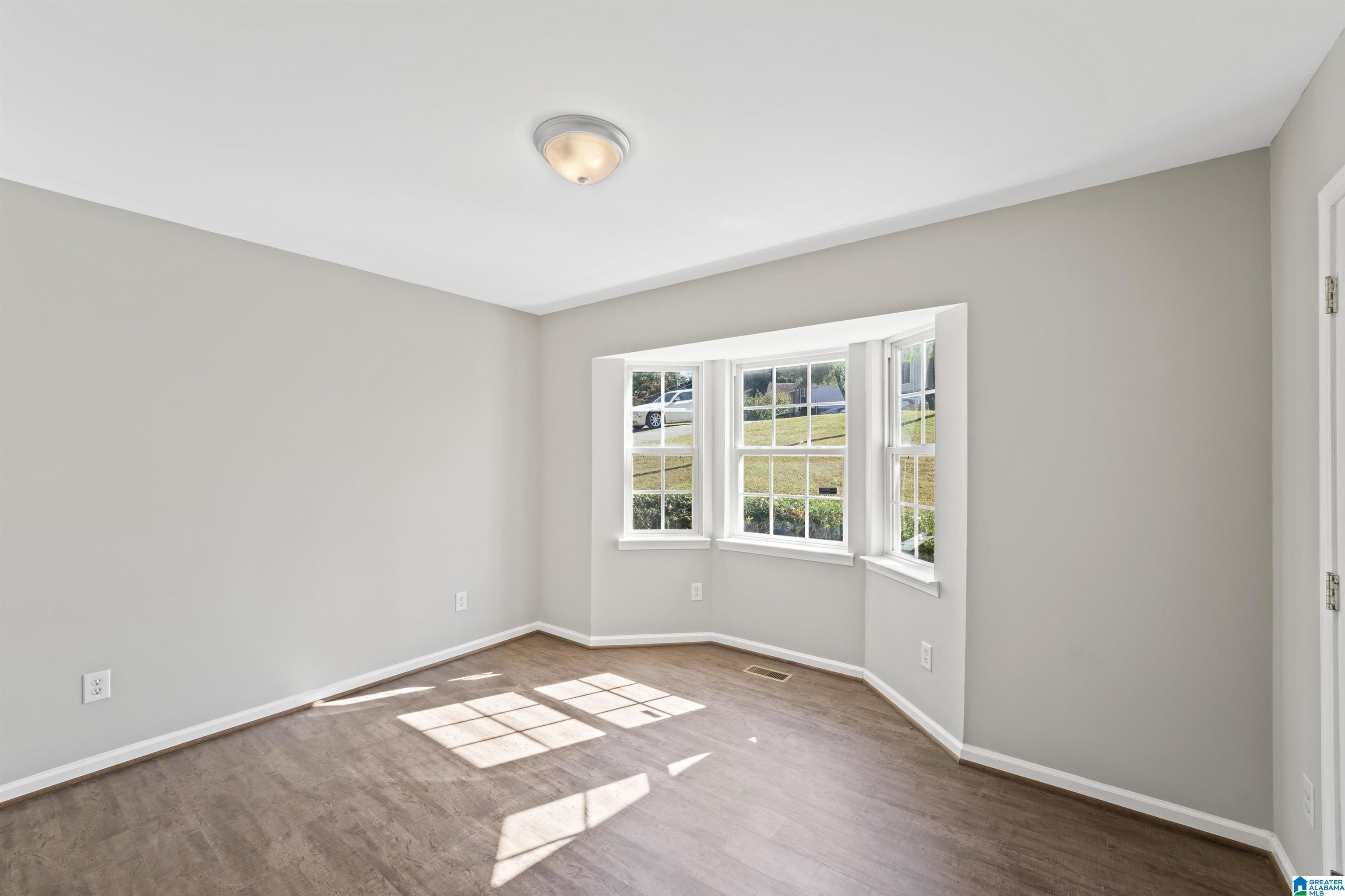 700 Griswold Road Fairfield, AL 35064 - Photo 5 of 20