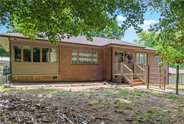 $389,000 | 226 Pleasant Hill Drive, Elkin, NC 28621