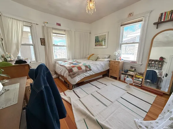 $3,850 | 263 Powder House Boulevard, Unit 2, Somerville, MA 02144