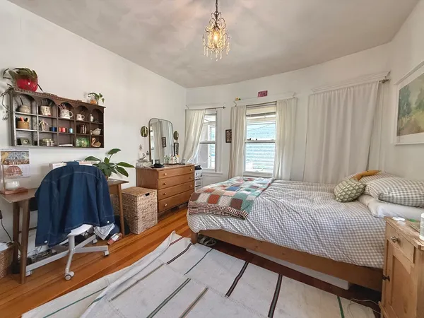 $3,850 | 263 Powder House Boulevard, Unit 2, Somerville, MA 02144