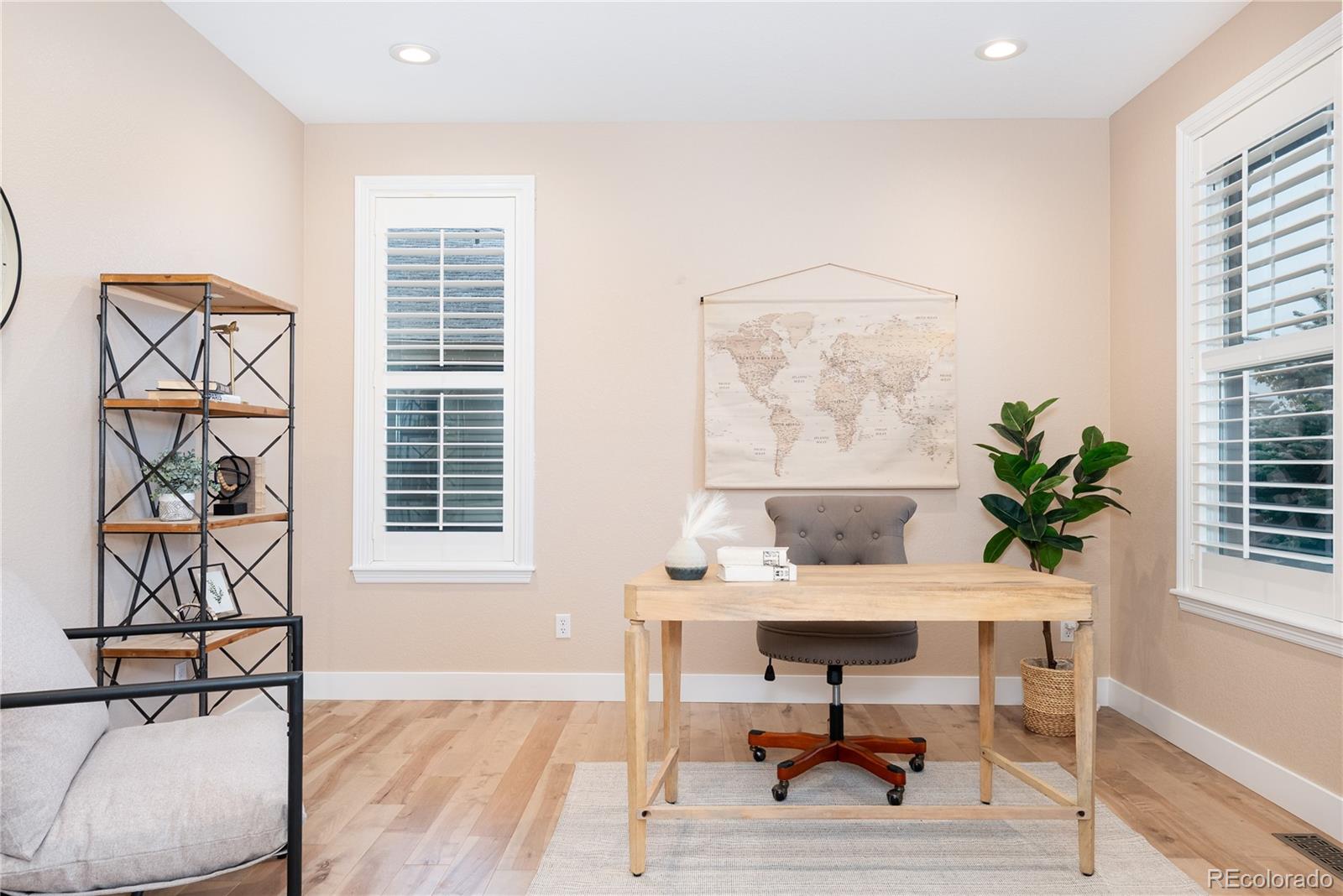 10960 Glengate Circle Highlands Ranch, CO 80130 - Photo 5 of 50 a workspace with furniture and window