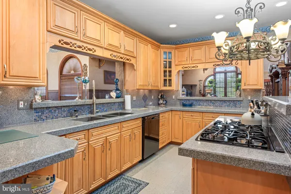 a living room filled with furniture