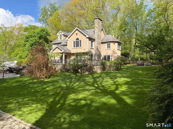$1,799,900 | 166 Blackwood Lane, Stamford, CT 06903
