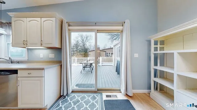 $719,000 | 22 Hollywood Avenue, Milford, CT 06460