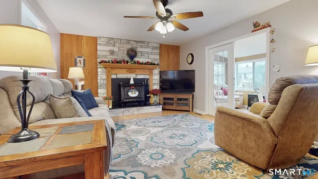 $719,000 | 22 Hollywood Avenue, Milford, CT 06460