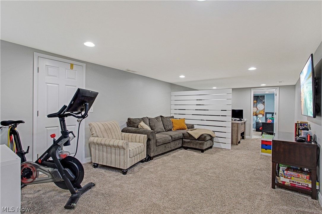 1885 Knight Road Akron, OH 44306 - Photo 28 of 34
