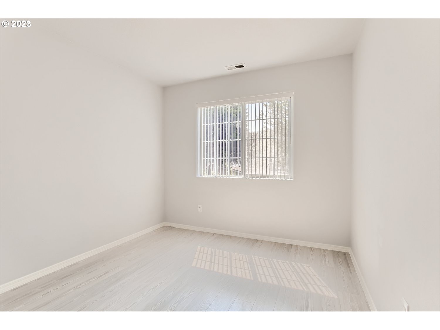 712 Northeast Mariners Loop Portland, OR 97211 - Photo 18 of 28