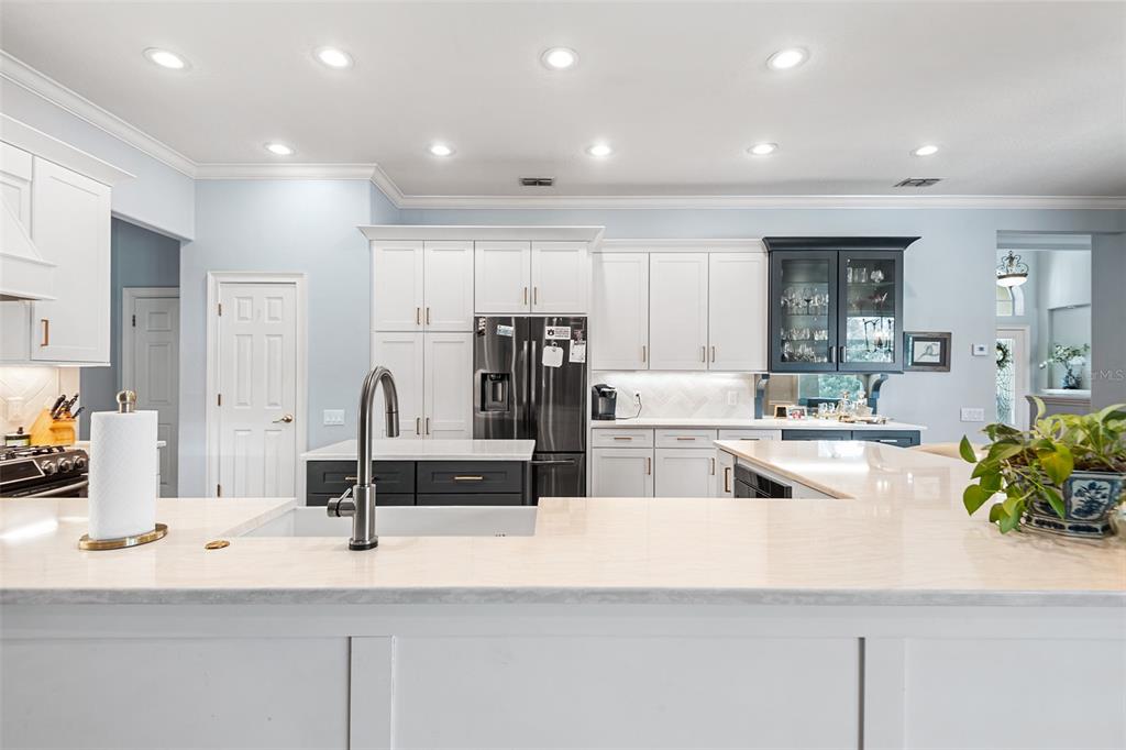 902 Hanover Way Lakeland, FL 33813 - Photo 20 of 61