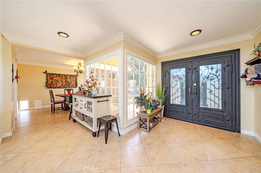 1901 Celeste Lane Fullerton, CA 92833 - Photo 3 of 51