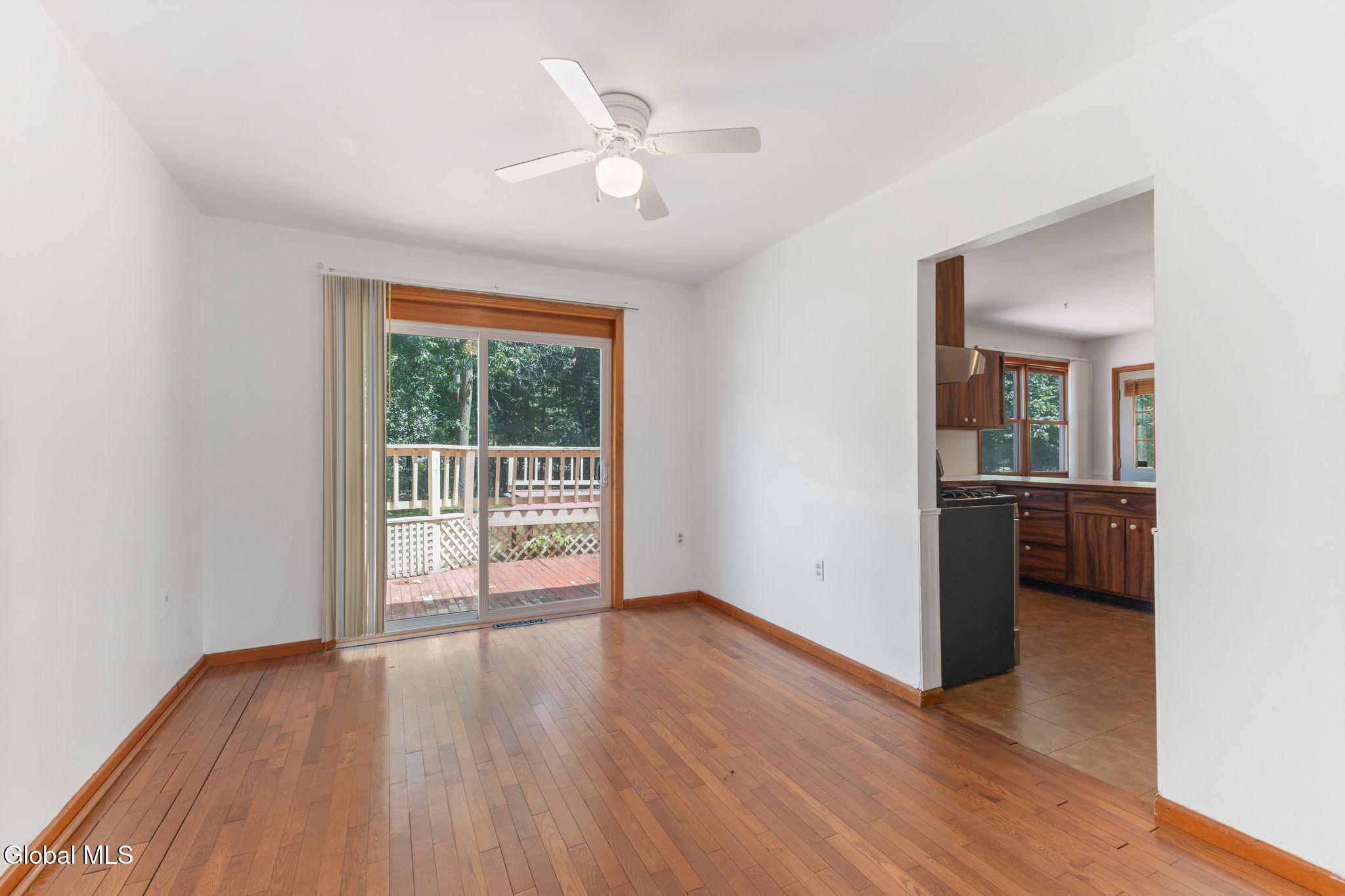 163 Aviation Road Queensbury, NY 12804 - Photo 7 of 49 img133