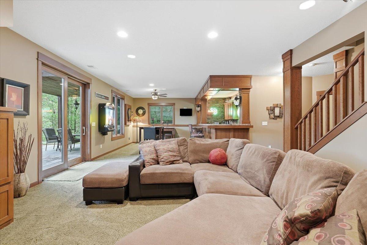 492 East Cove Road Hudson, WI 54016 - Photo 2 of 5