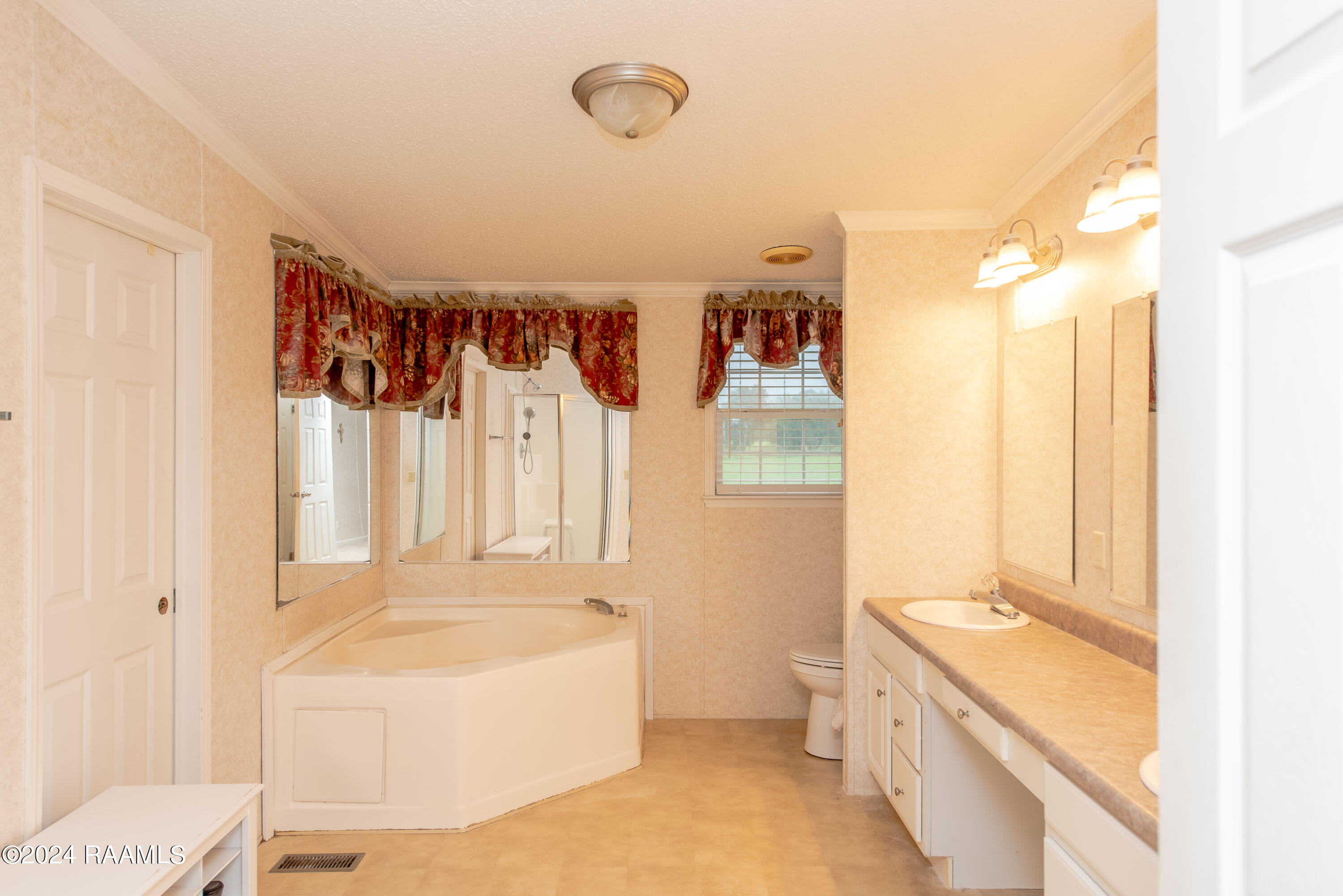 1715 Savoy Road Youngsville, LA 70592 - Photo 22 of 37 Master Bathroom