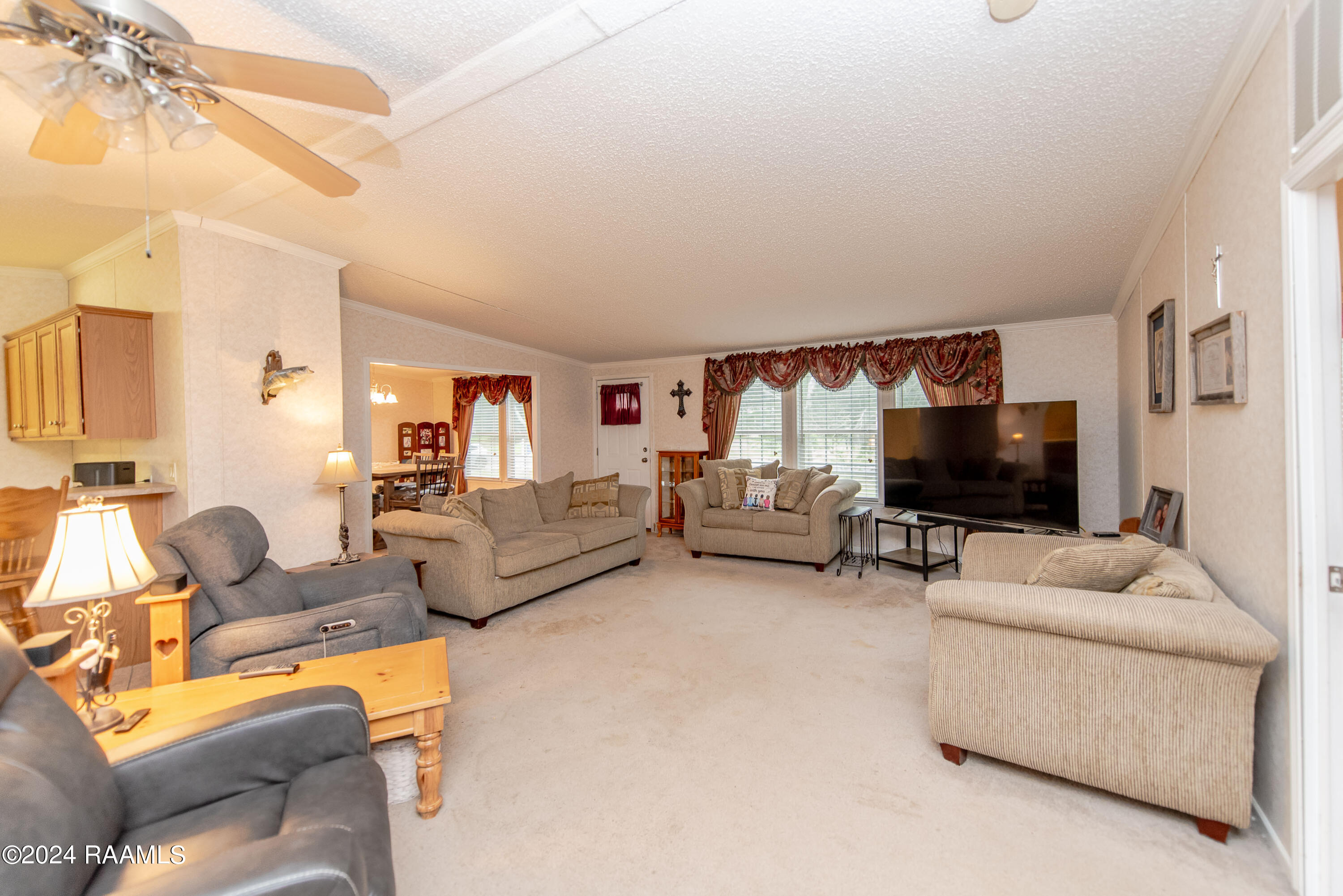 1715 Savoy Road Youngsville, LA 70592 - Photo 8 of 37 Living Area