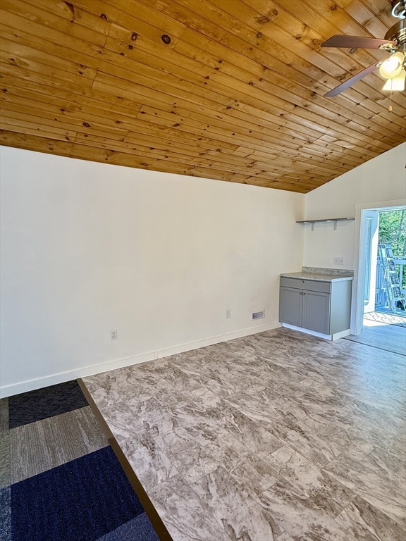 23 Bridge Road, Unit 1 Salisbury, MA 01952 - Photo 4 of 20 Gallery Image 4