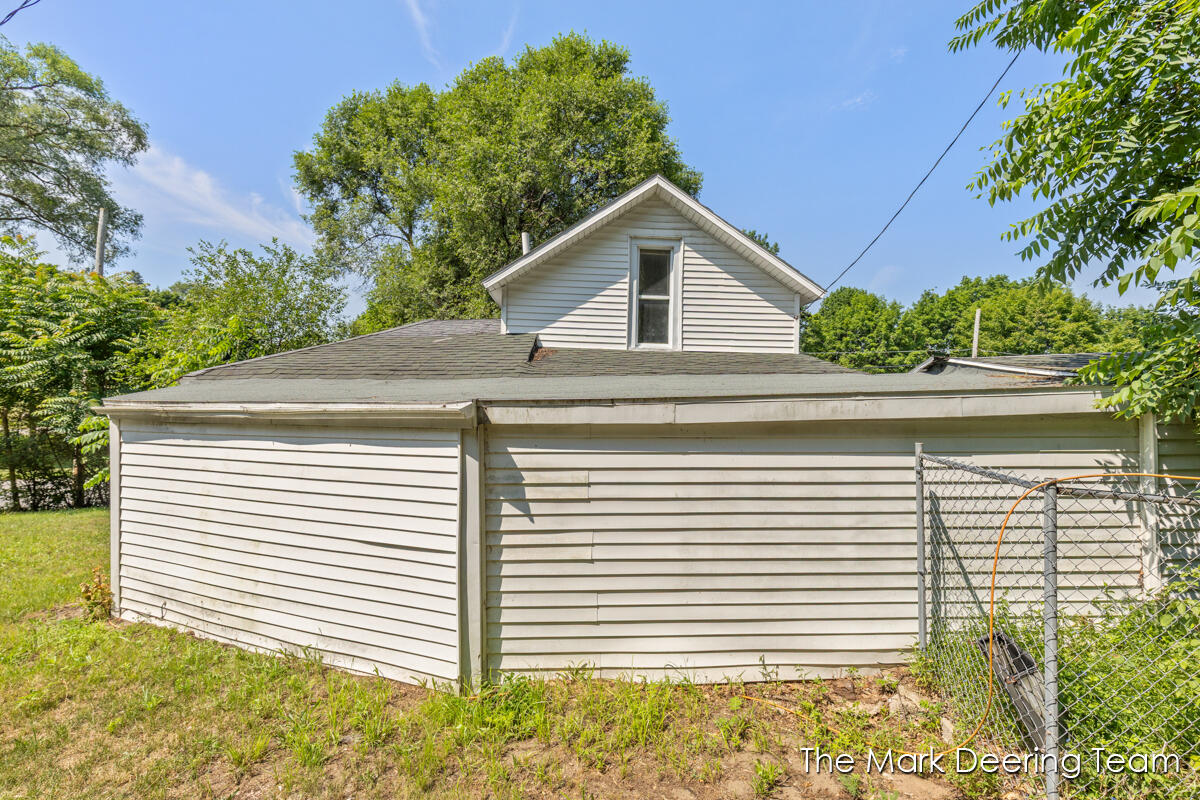 522 Ionia Street Belding, MI 48809 - Photo 24 of 24 IMG_1024