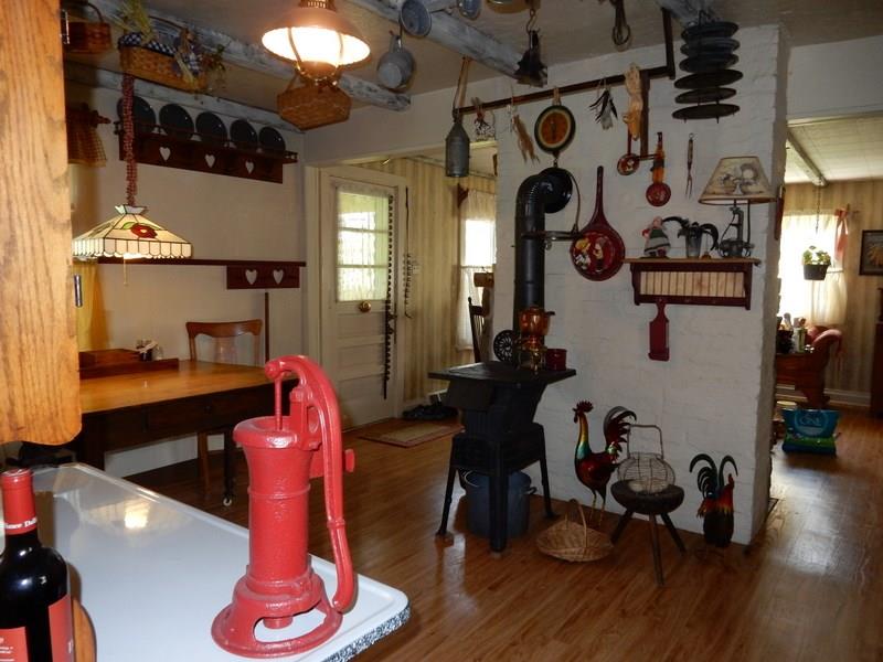 5580 Edwards Road Murrysville, PA 15668 - Photo 11 of 15 Gallery Image 11