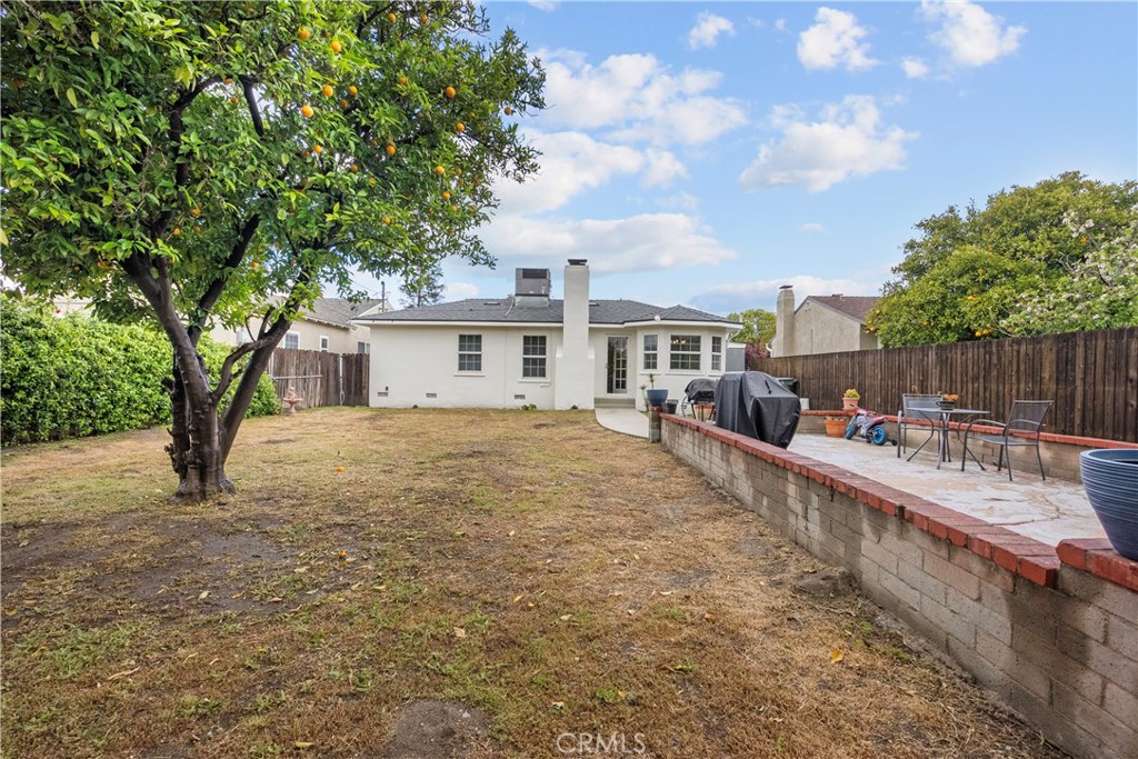 1902 North Screenland Drive Burbank, CA 91505 - Photo 24 of 25 a view of house with backyard and seating area
