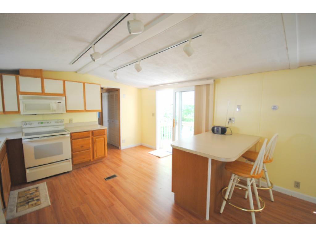 19 Vindale Road Hooksett, NH 03106 - Photo 7 of 19