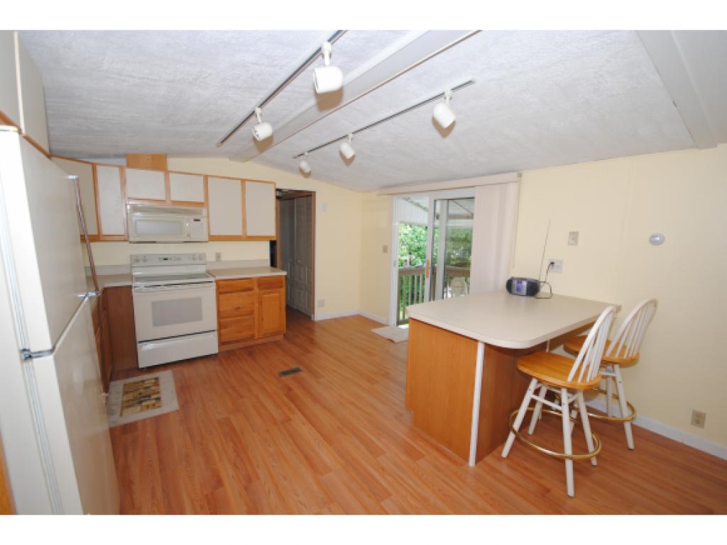 19 Vindale Road Hooksett, NH 03106 - Photo 10 of 19
