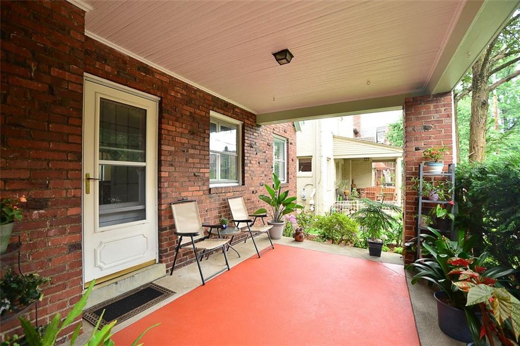 913 Wellesley Road Pittsburgh, PA 15206 - Photo 3 of 23 Gallery Image 3