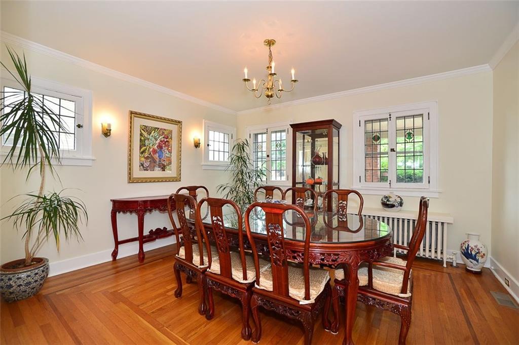 913 Wellesley Road Pittsburgh, PA 15206 - Photo 8 of 23 Gallery Image 8