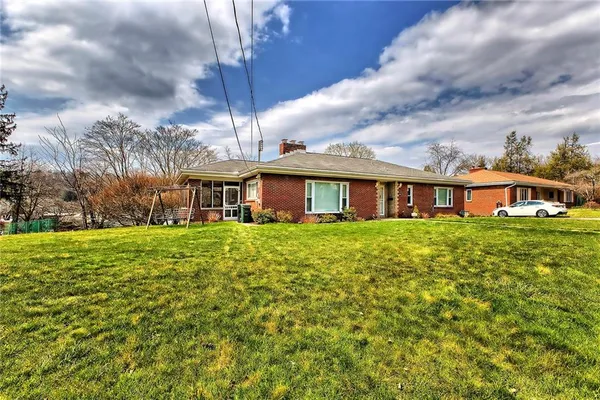 $285,000 | 1532 California Avenue, White Oak, PA 15131