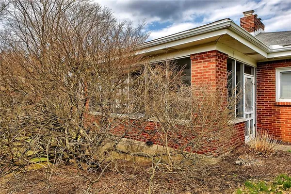 $285,000 | 1532 California Avenue, White Oak, PA 15131