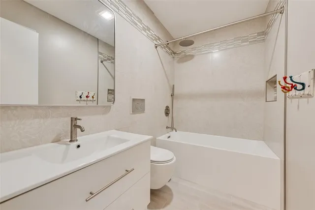 $3,500 | 6902 Kara Place, North Richland Hills, TX 76182