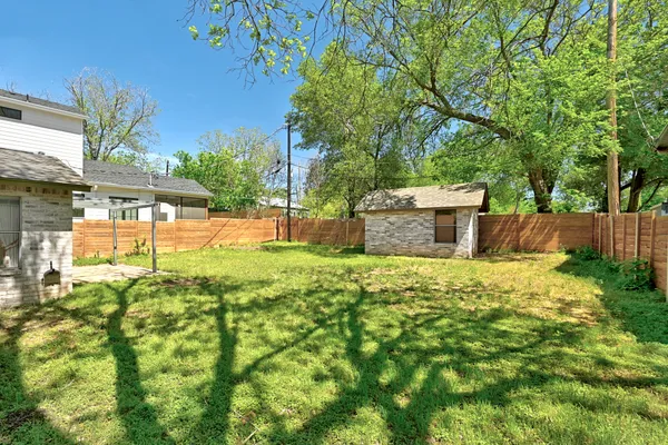 $500,000 | 4619 Banister Lane, Austin, TX 78745