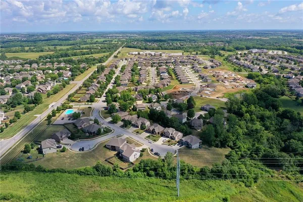 $554,780 | 3721 Northeast 90th Terrace, Kansas City, MO 64156